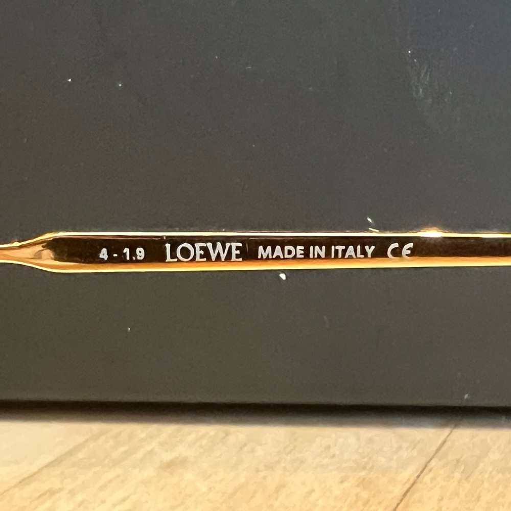 Loewe Geometric Sunglasses in Gold and Green - Picture 10 of 11